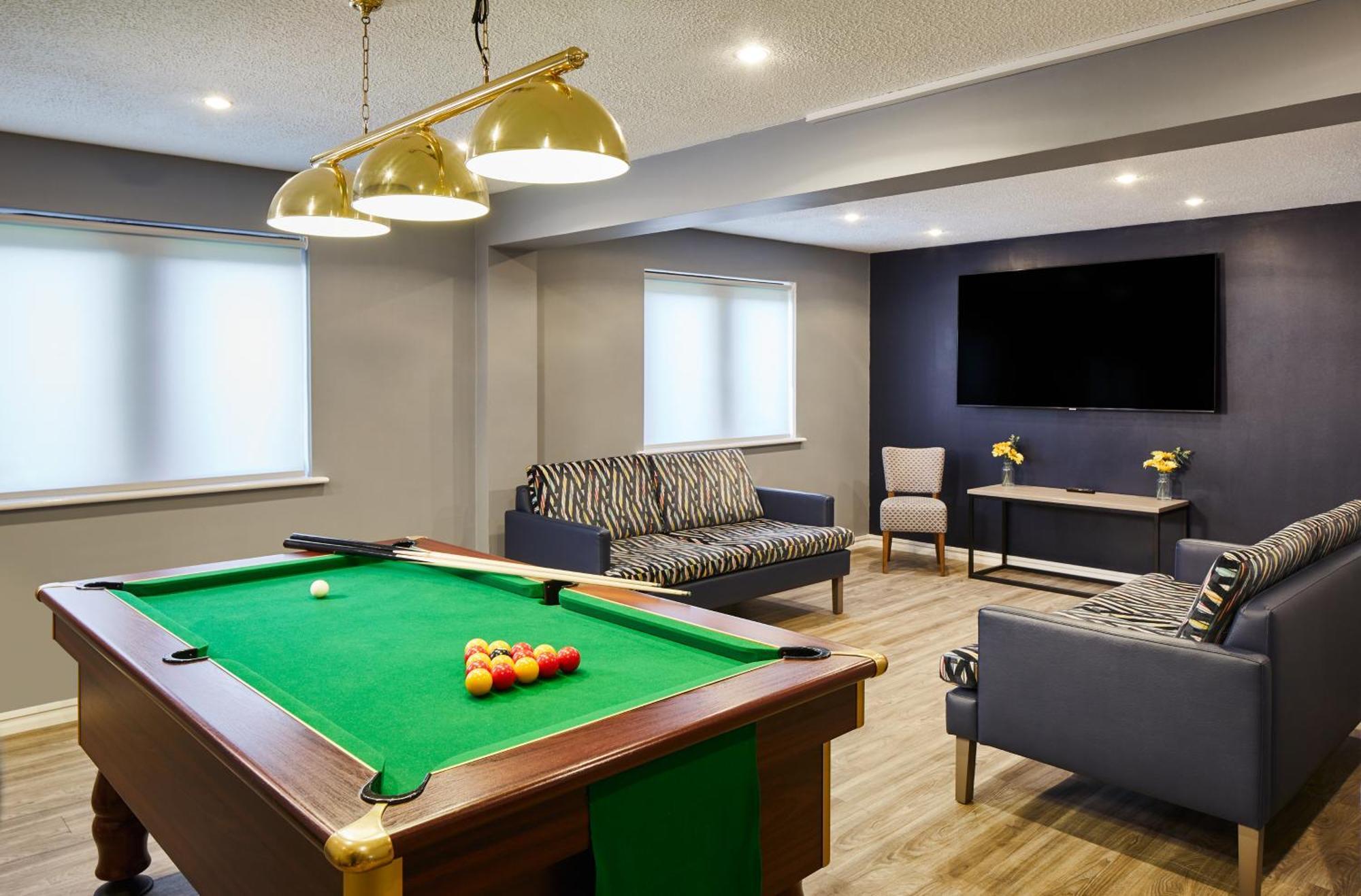 Leonardo Inn Aberdeen Airport Дайс Екстер'єр фото